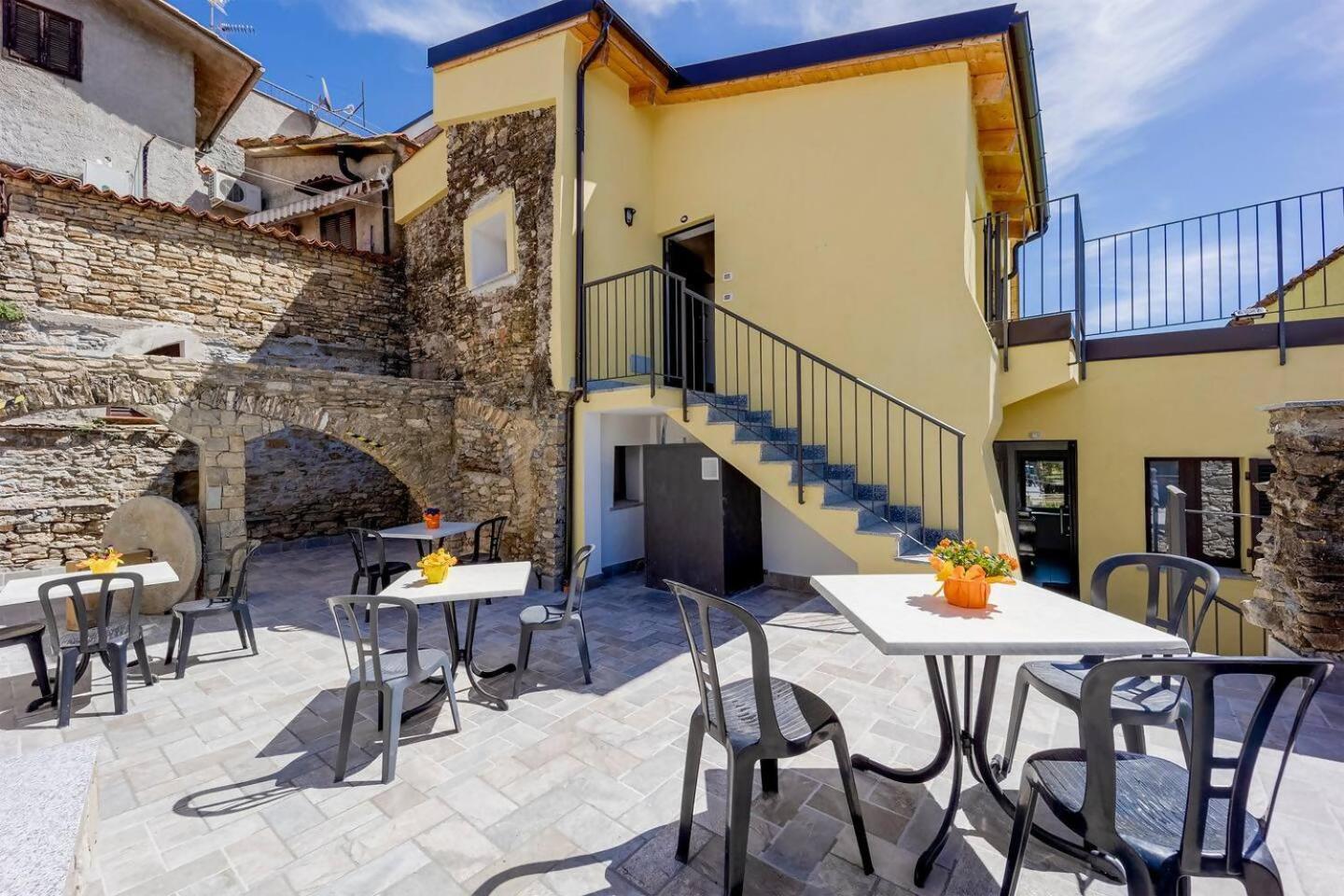 Appartamento Alba Dachi Farm Andora Luaran gambar